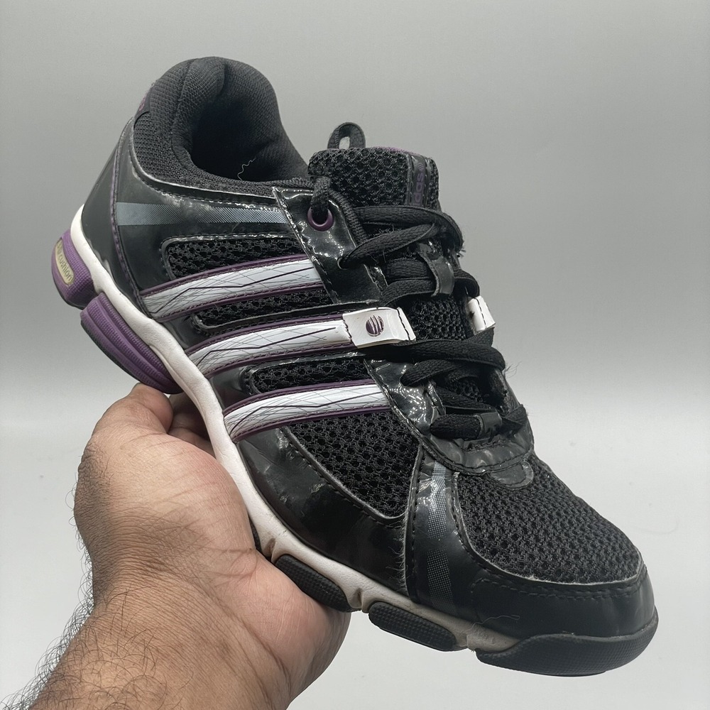 ADIDAS Women  Size 6 Vibe-complete Black & White Leather & Fabric Upper Shoes